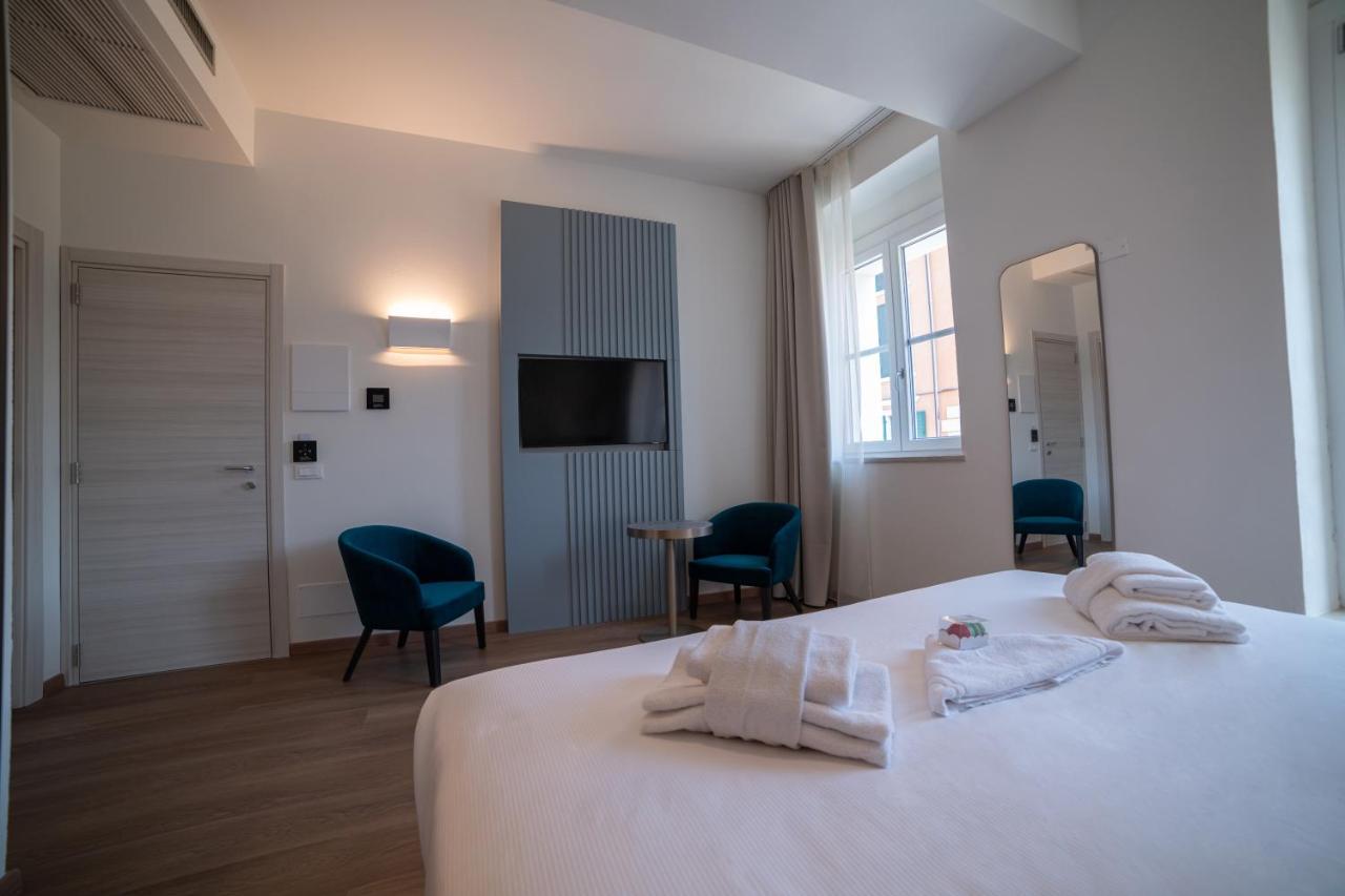 Hotel Arilica ペスキエーラ・デル・ガルダ エクステリア 写真